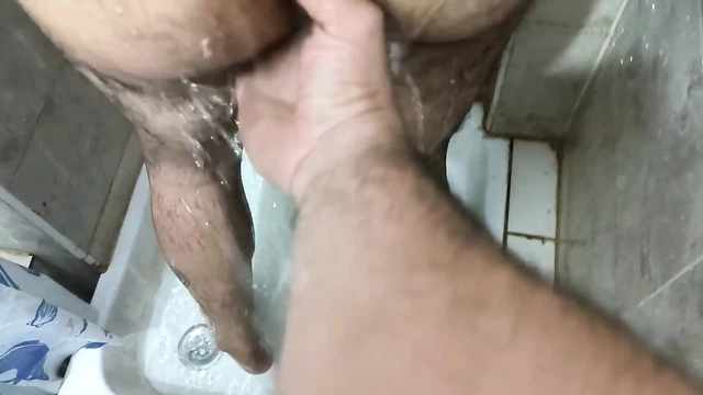 Arab Gay Take Big Dick in Shower Hairy Straight Guy
