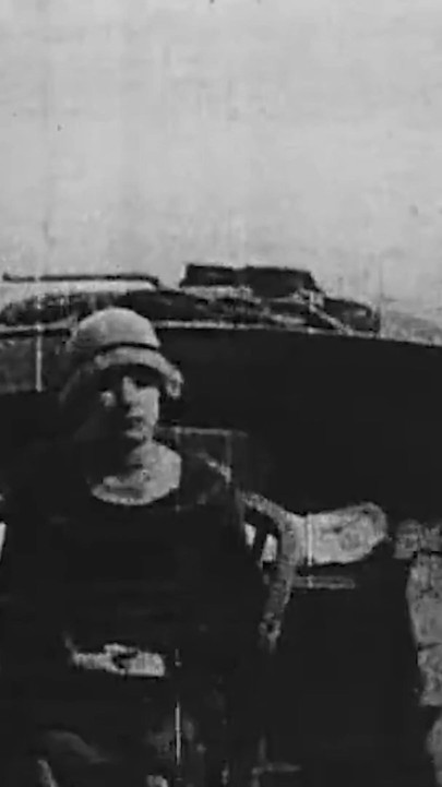 Au Gre Des Flots, 1925.