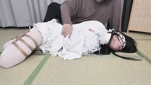 Xr24-a Girl Wearing White Clothes and White Stockings Was Hung up and Bondage Tickling