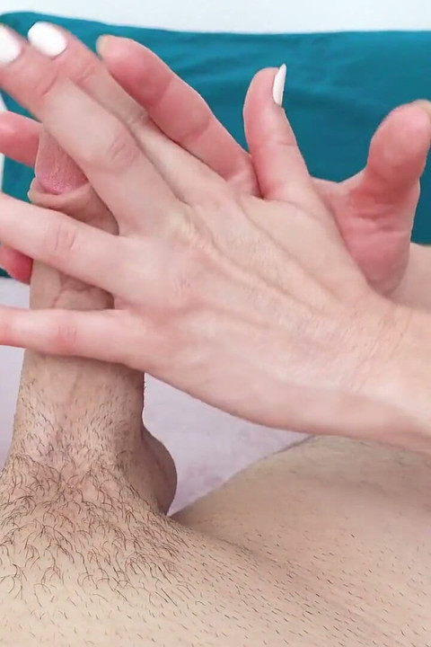 Strokies Katie Kush Gives a Wet and Wild Handjob Performance