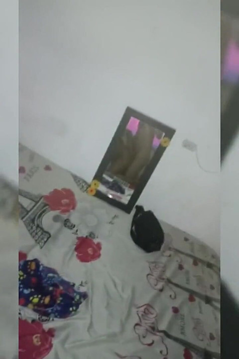 אני מזיין את השכנה שחם לה מאוד עם תחת מאוד גדול - חלק 5