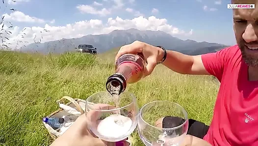 Di piknik di hijau Anda ingin menyetubuhiku