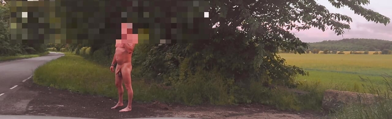 3 sort clips of me naked in public in daylight