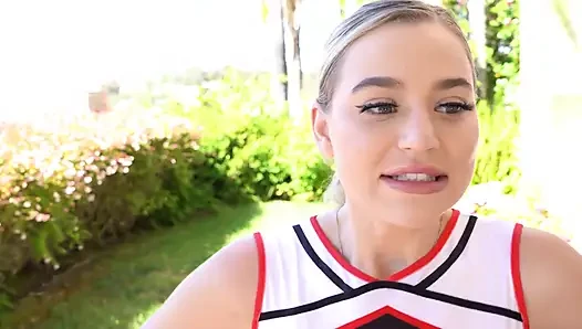Hot Blonde Blake Blossom Goes Cross-eyed From Orgasms
