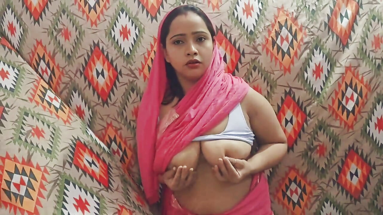 Super Sexy Hot Bhabhi Caught Her Devar Alone in the Room