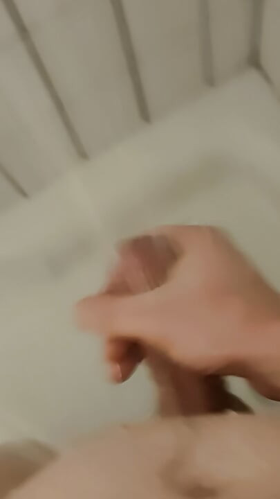 샤워 중 즐거운 자위