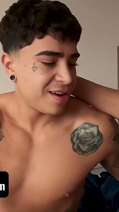 Roomies Part 1 featuring Cain Gomez and Fernando Ragel - Latin Leche | Clip 1