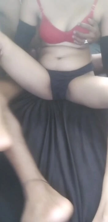 Hintli Bengalli desi ateşli boudi seks videoları