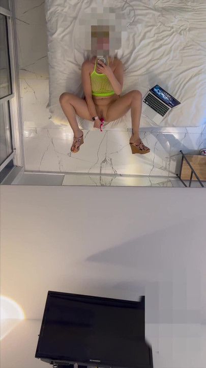 Epic moment from "Miss Piss in Cap d'Agde"