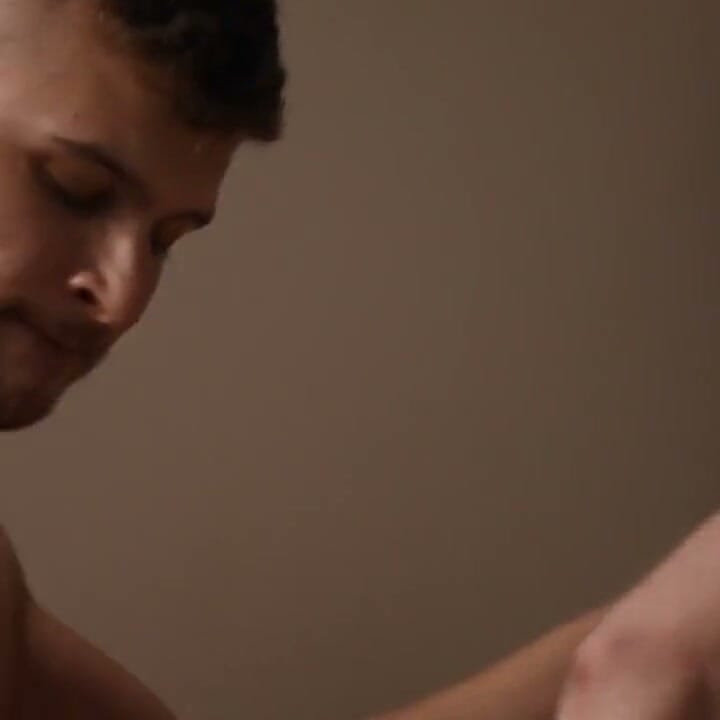 Men - Locker-room Hunks Get Some Anal Reps