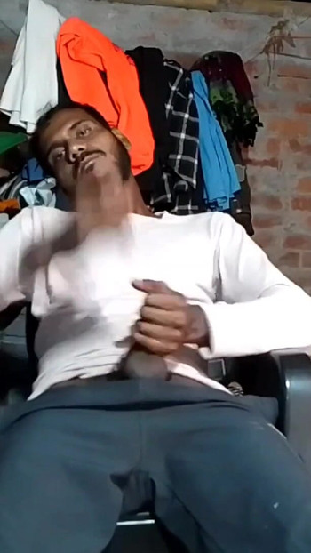 Iconic moment from "Indian sexy video hot boy dasi hindi audio full video"