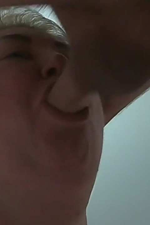 Mulut penuh sperma setelah nyepong kontol close up #5