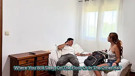 Фантазия сводных братьев и сестер заканчивается трахом в отеле для отдыха