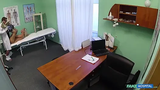 Fake hospital - schöne squirtende blondinen, migräne von meinem schwanz geheilt
