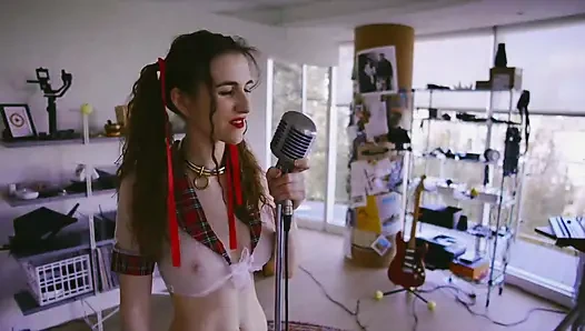 Домашнее животное учителя, видео повстанцев