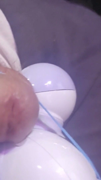크림 같은 너트를 따먹을 때까지 가벼운 진동과 예감 | 흑인 대물 자지와 섹스하는 흑인 대물