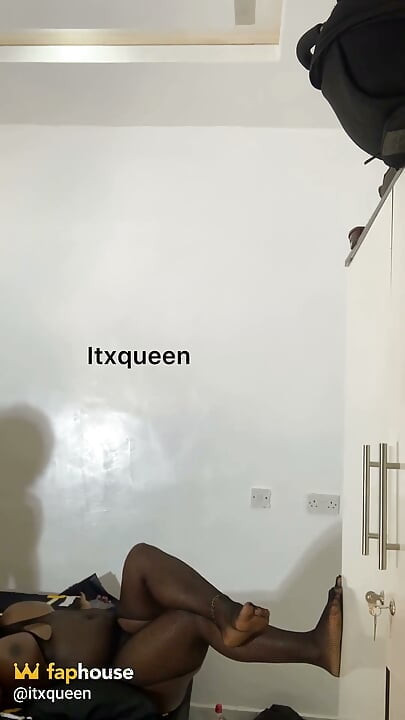Pato и Itxqueen за сценой