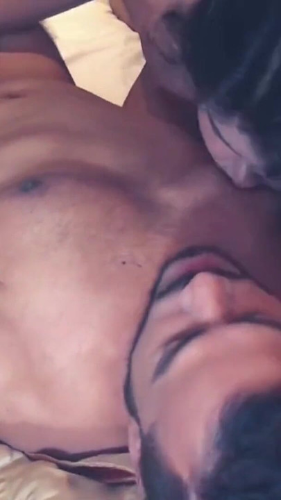 हॉट देसी बड़ी गांड की उसके बॉस द्वारा डॉगी स्टाइल में चुदाई । क्लिप 2