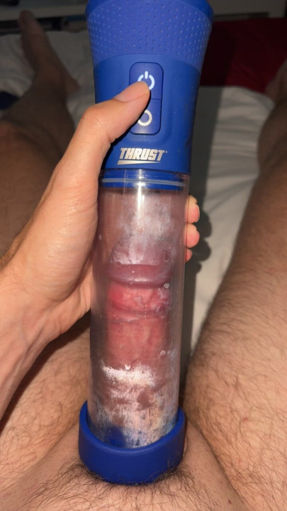 Penis pompası eğlencesi