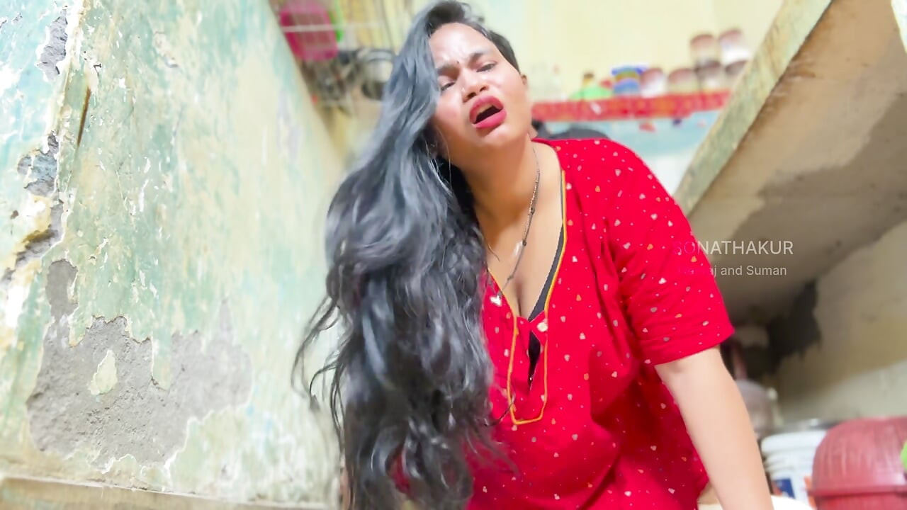 Beautiful Mami Seduced Me While Cooking in Kitchen - Hot Sex