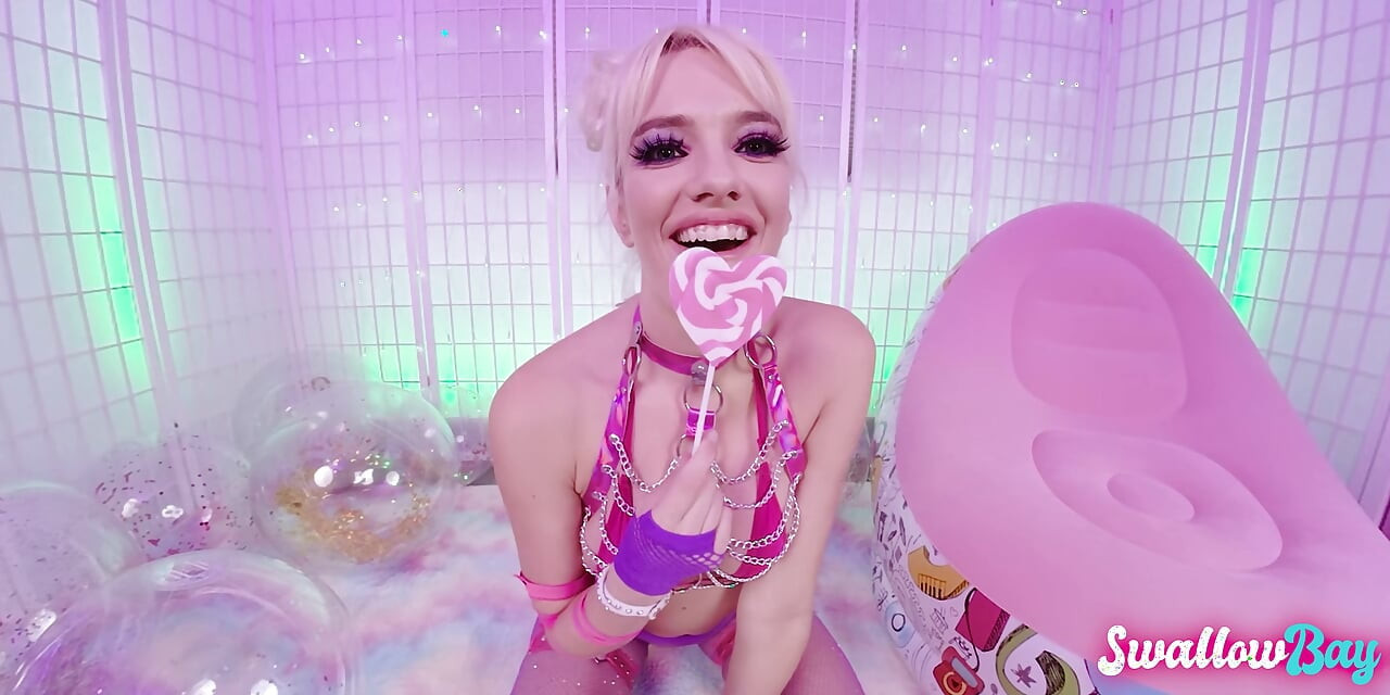 Śliczna blondynka Kenna James wysysających kutasa do końca
