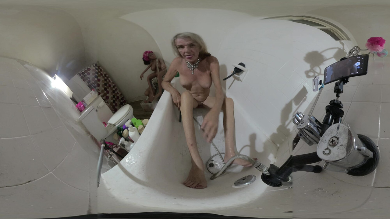 Lizzy Yum VR 2025 Dilatirajući rub #4