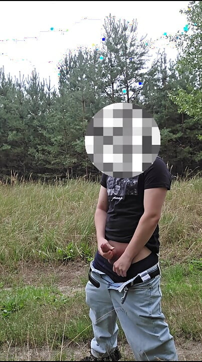Outdoor teen masturbation and cum challange