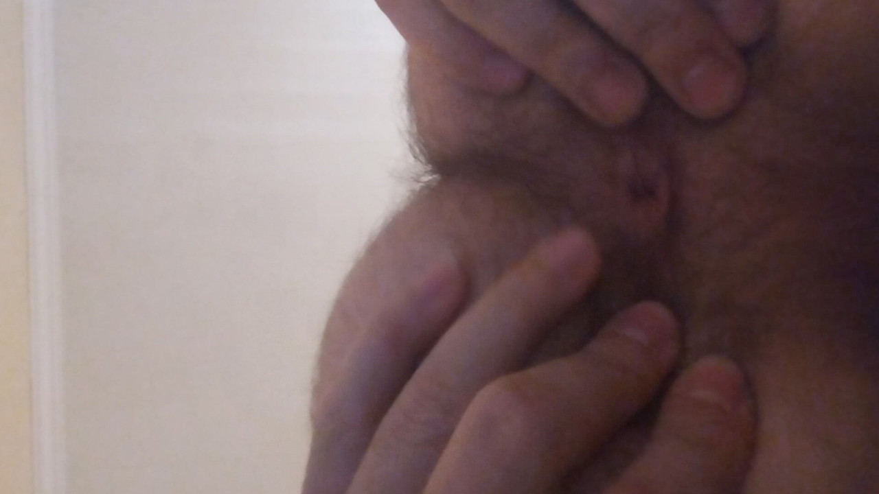 Fingering my hairy asshole