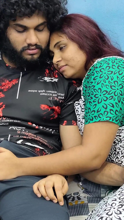 Hand Job Romance of Indian Mallu Couple