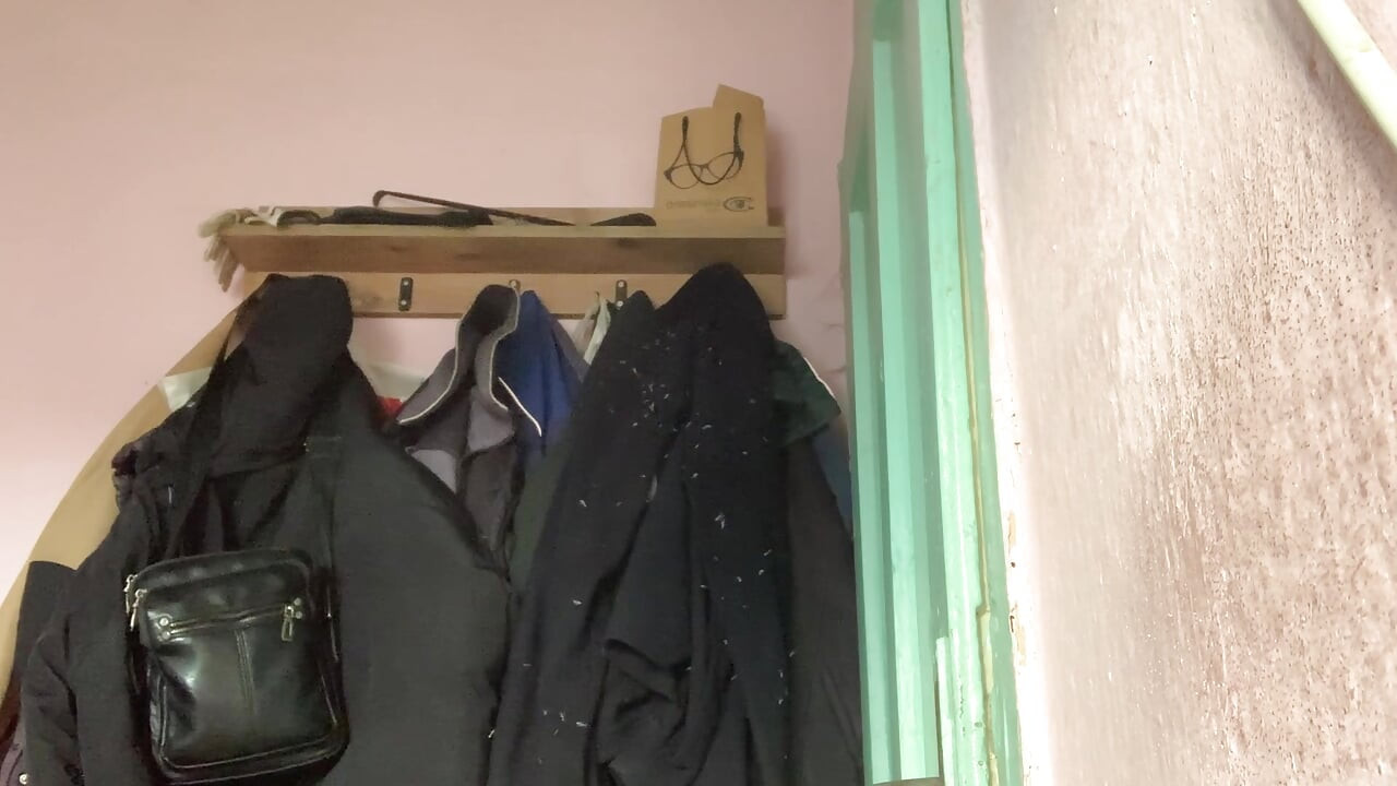 Zamisli kako sisaš ove sise