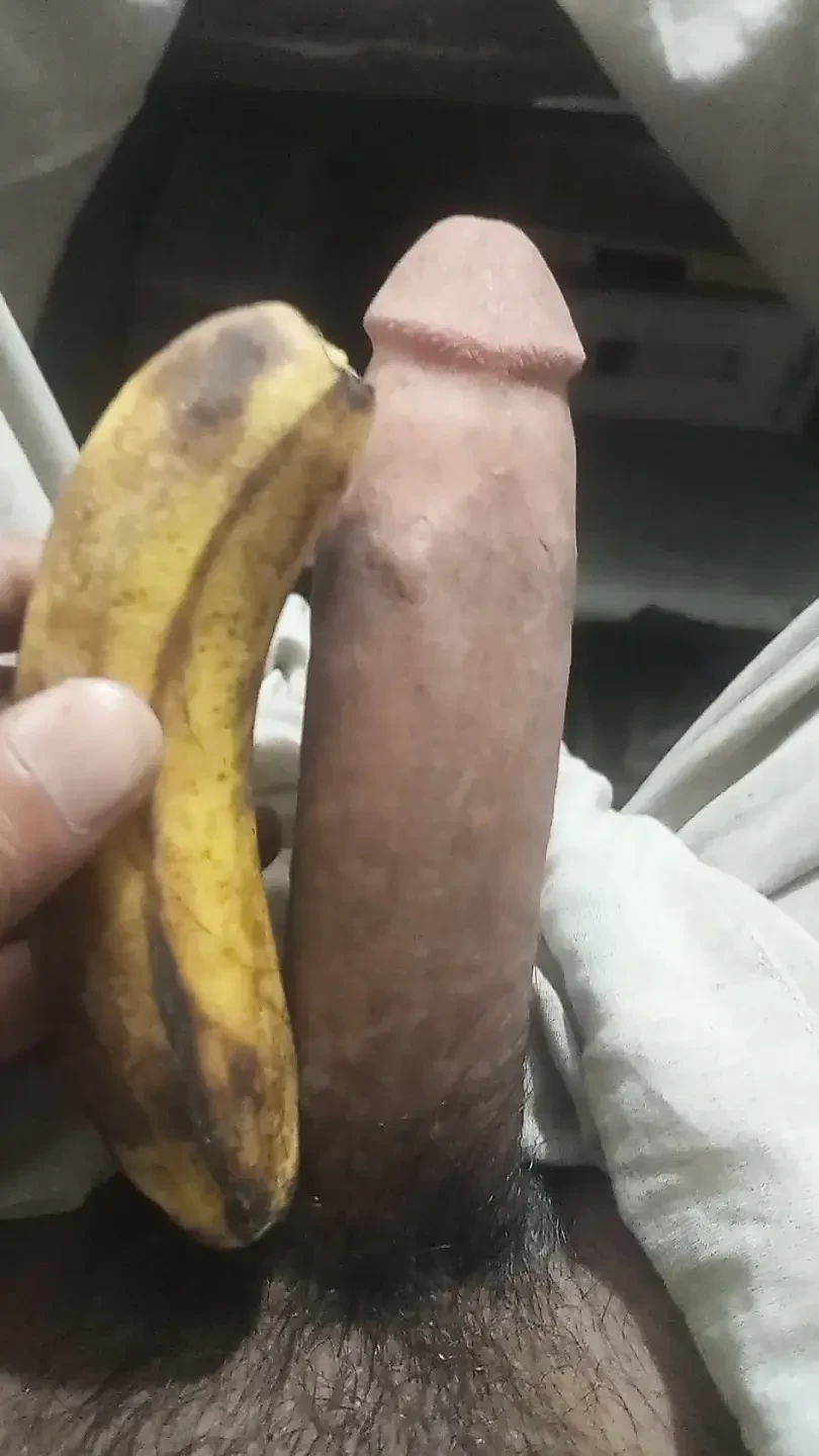 Min aur mera land bahat masti min hai agar kasi ko sex ki khwahish hai to mere saath male aur female raabtah kar kar ho