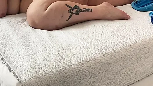 Married Wife loves hard dick down her ass hole in the morning.
