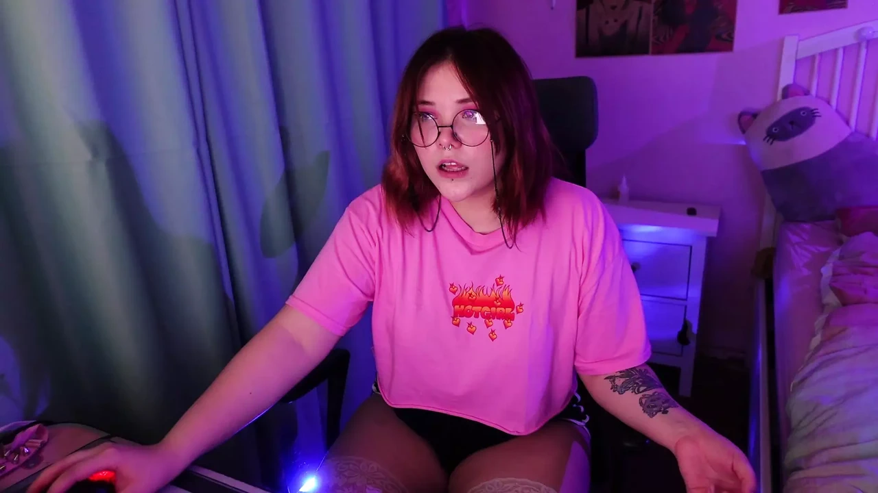 Webcam pleasure cutie - Furiyssh