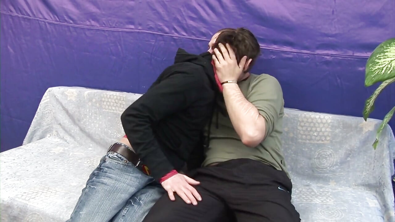 Big dicked dilf dominates bareback twink lover