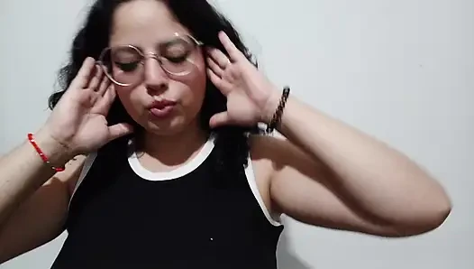 Ich finde dich, wie du am String des Nachbarn riechst