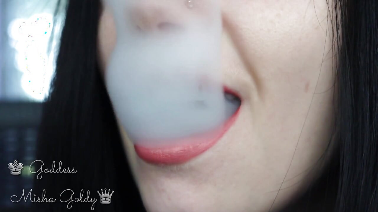 Kom klaar op mijn grote beige verleiding en grote hookah-rook!