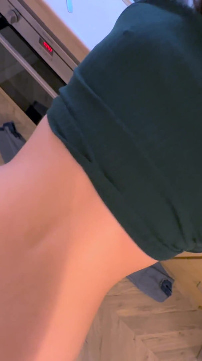 Sex acasă cu o soție tânără și supusă