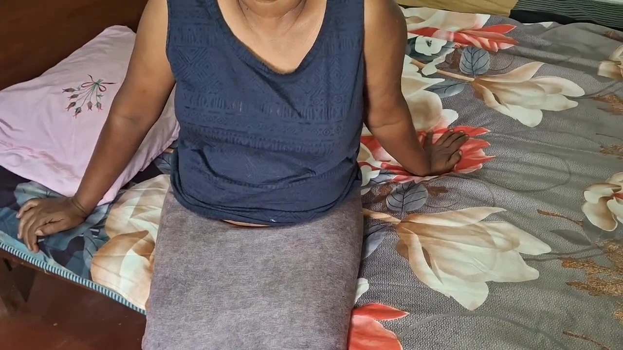 Horny Stepmom Shows Perfect Juicy Tits