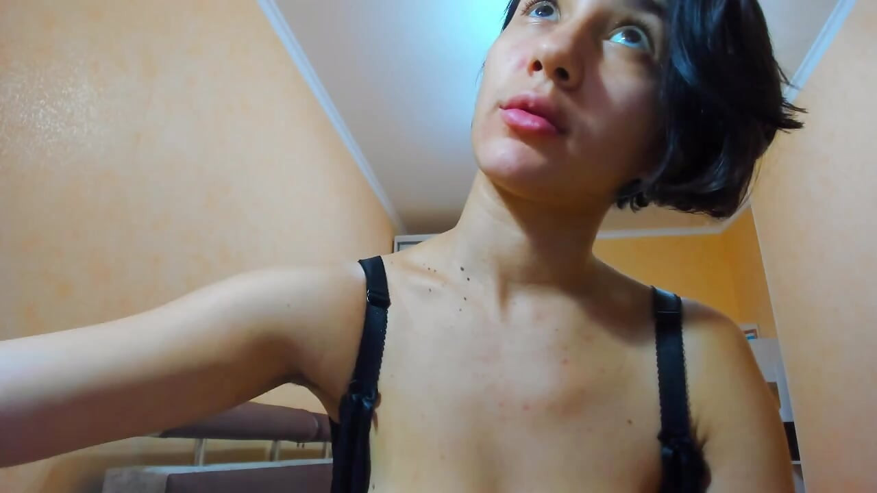 Show de peitos longos e quentes - sutiãs, brincadeiras com peitos e mamilos