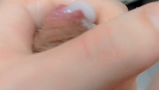 Thickmonki, masturbation avec une bite non coupée, bordure + éjaculation