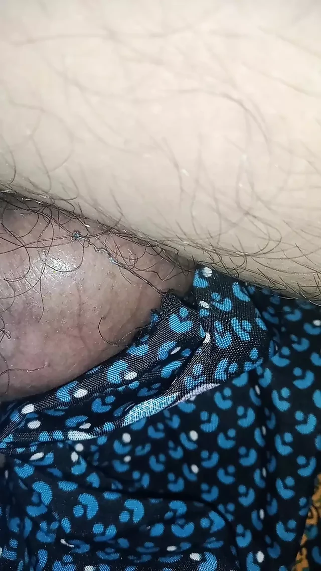 Cock and balls shaking