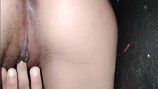 Hidden in the bathroom she masturbates
