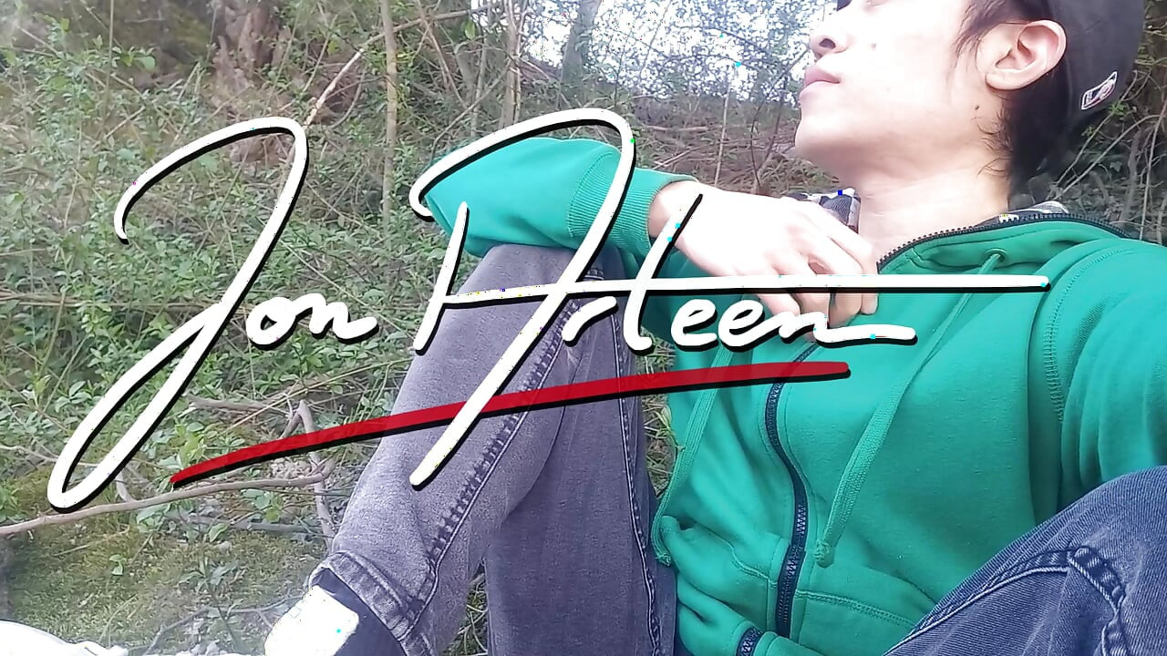 Jon Arteen gay twink's soft strokes risky outdoor, caught or not