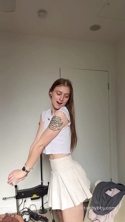נעלי SFW, גרביים, רגליים מתגרות