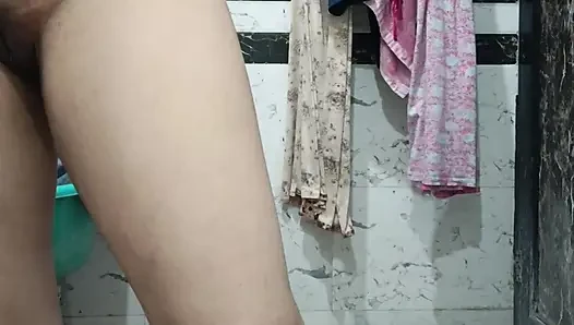 Priya Bhabi New Style Body Show