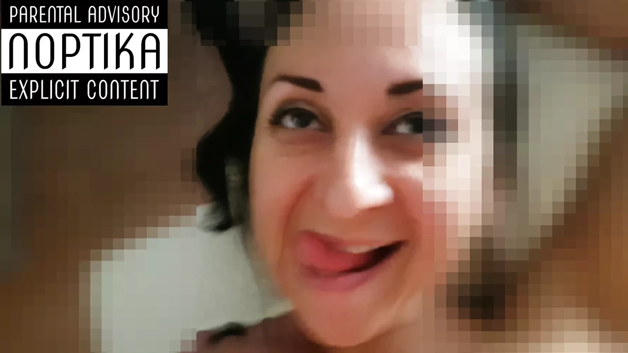 Italian slut desperately wants to be fucked