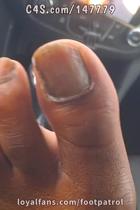 Naughty Footman Offers Lady a Ride as Long as He Rubs and Sucks on Her Size 11 Feet