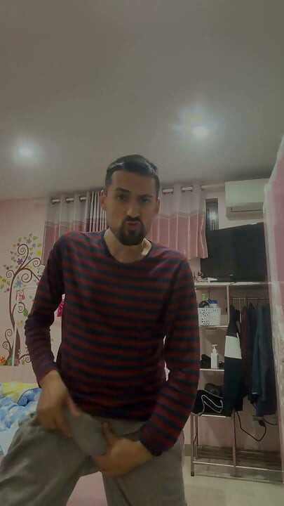 Hot Stepdaddy Jerking off Nuts Like Crazy
