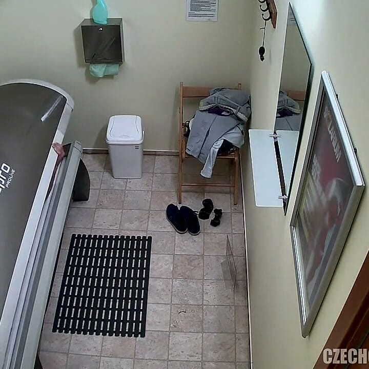 Czech Gay Solarium 4 Inked Skinny Dude Gets Caught in the Buff