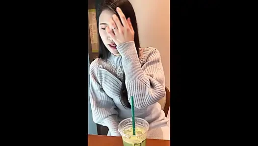 Часть 1 "Супружеская измена это склонность..."Азиатская жена-красотка Kyoka (28), который не может остановить NTR Когда она вышла замуж за своего партнера, она аутсорсинг осеменения с чужой палкой!